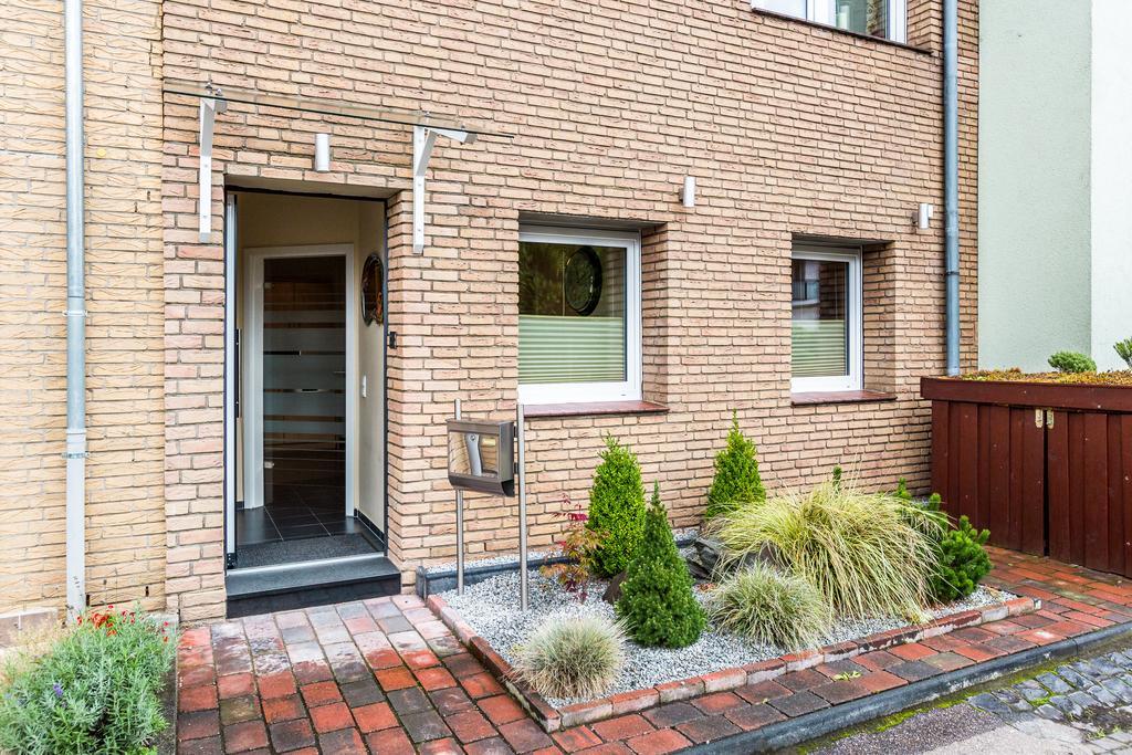 Design Apartment In Koeln Mit Terrasse Номер фото